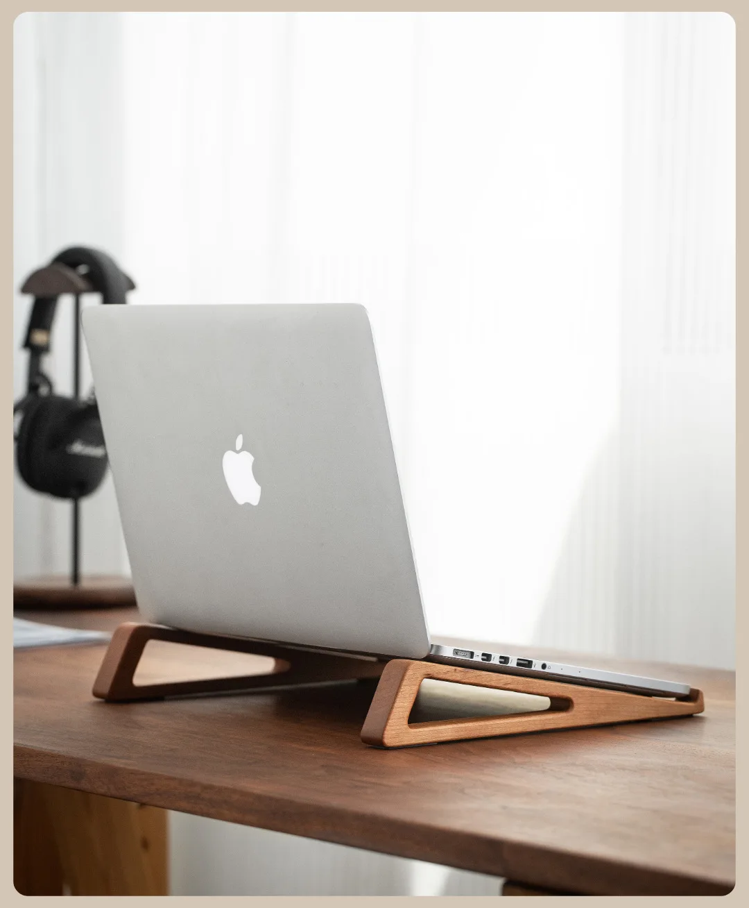 Supporto per laptop HeMu in le - Laptop Stand Bamboo recensione e prezzo